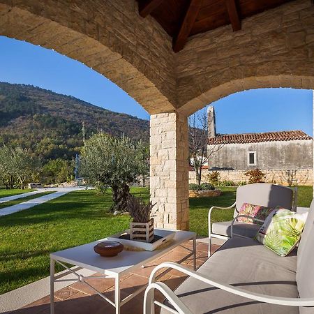 Villa Stonegate Estate - Bonus, Dvije Vile Jedna Cijena! Opatija Ngoại thất bức ảnh