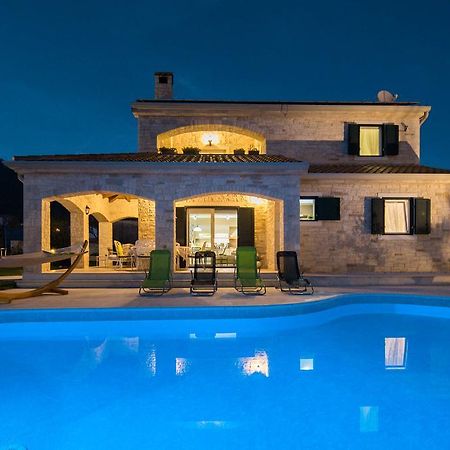 Villa Stonegate Estate - Bonus, Dvije Vile Jedna Cijena! Opatija Ngoại thất bức ảnh
