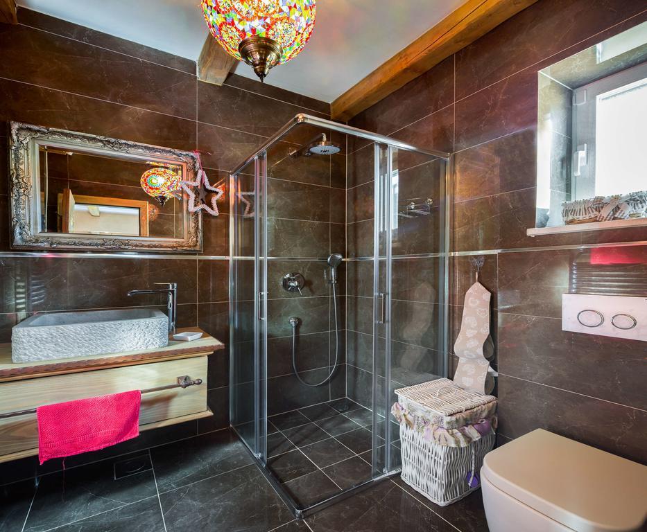 Villa Stonegate Estate - Bonus, Dvije Vile Jedna Cijena! Opatija Ngoại thất bức ảnh